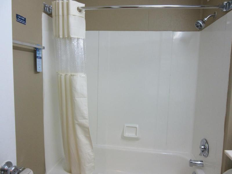 Microtel Inn & Suites By Wyndham Columbia Fort Jackson N Ngoại thất bức ảnh